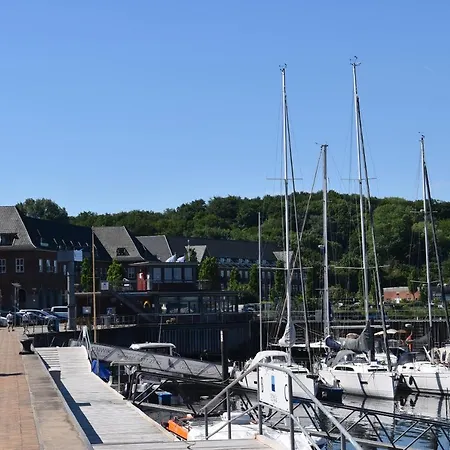 Fewo1846 - Meerfreiraum - Elegante 2-zimmer-wohnung Mit Balkon Und Meerblick Daire