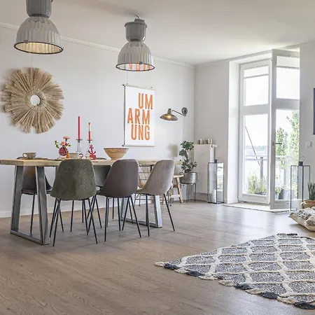 Apartament Fewo1846 - Meerfreiraum - Elegante 2-zimmer-wohnung Mit Balkon Und Meerblick Flensburg